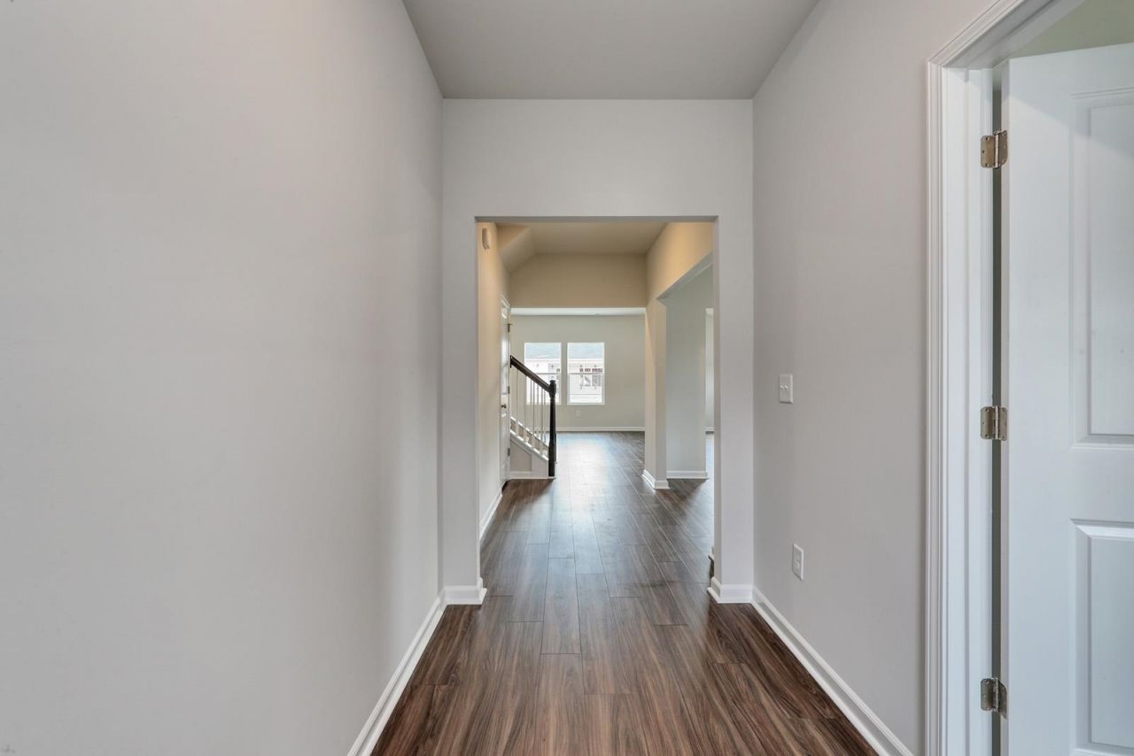 1411 Cottontail Dr Photo 4