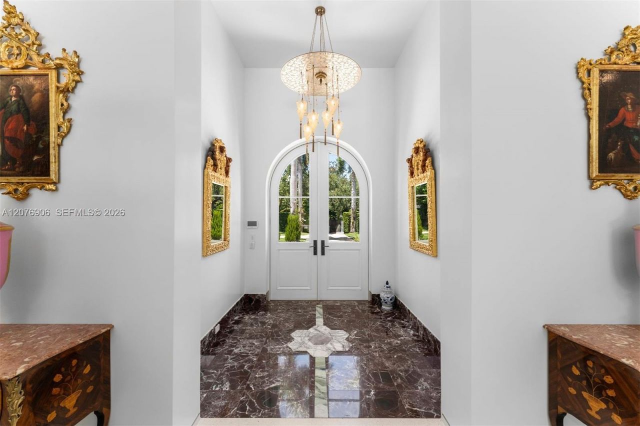 8345 Ponce De Leon Rd, Miami, FL 33143 Photo