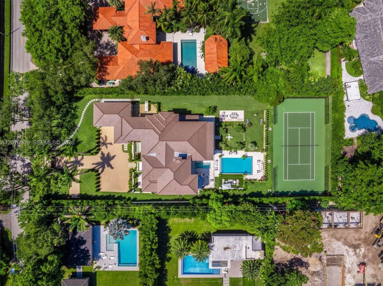 8345 Ponce De Leon Rd, Miami, FL 33143 Photo