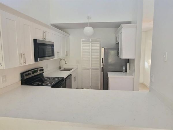 6948 SW 36th Ct , Unit 16-Z, Miramar, FL 33023