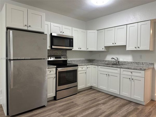 1928 Jefferson St , Unit 4, Hollywood, FL 33020