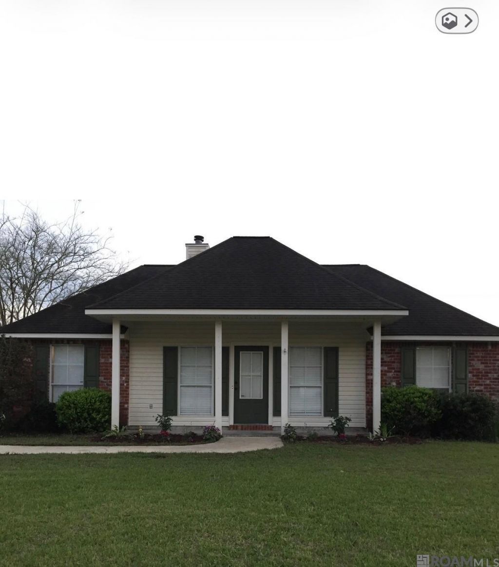 13496 Meadow Crossing, Walker, LA 70785 Main Photo