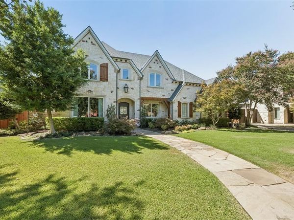6130 Lavendale Avenue, Dallas, TX 75230