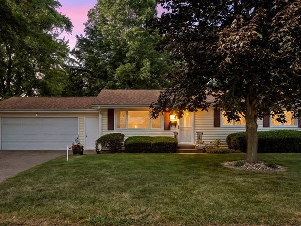 543 40th Avenue , East Moline, IL 61244
