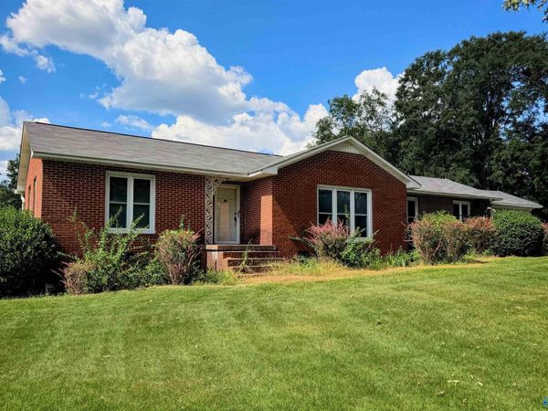 17169 County Road 460, Moulton, AL 35650