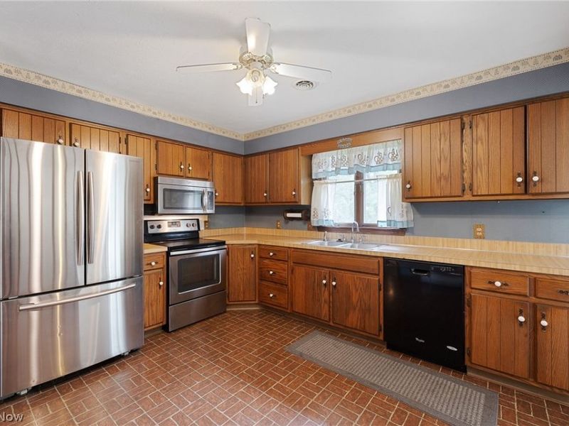 7661 Vandemark Road, Lodi, OH 44254 Photo 13