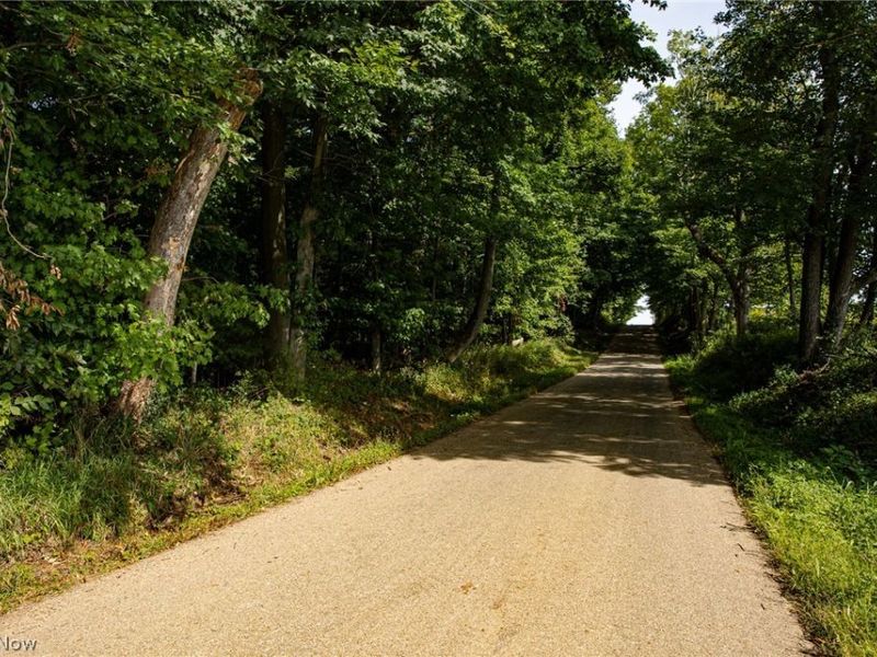 Smith Road SW, Navarre, OH 44662 Photo 11