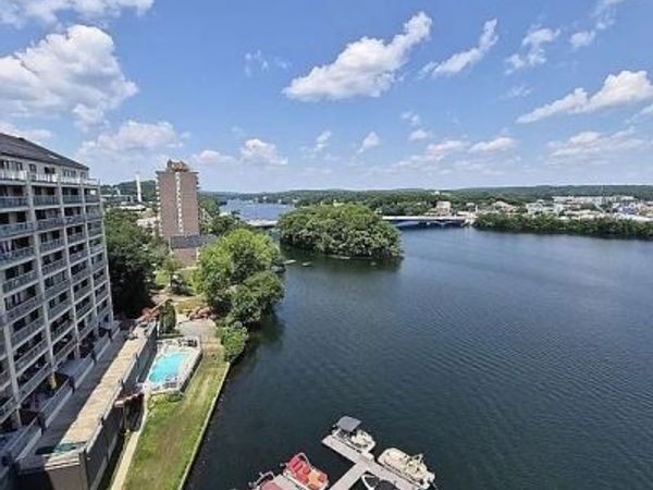 65 Lake Ave, Unit 808, Worcester, MA 01604