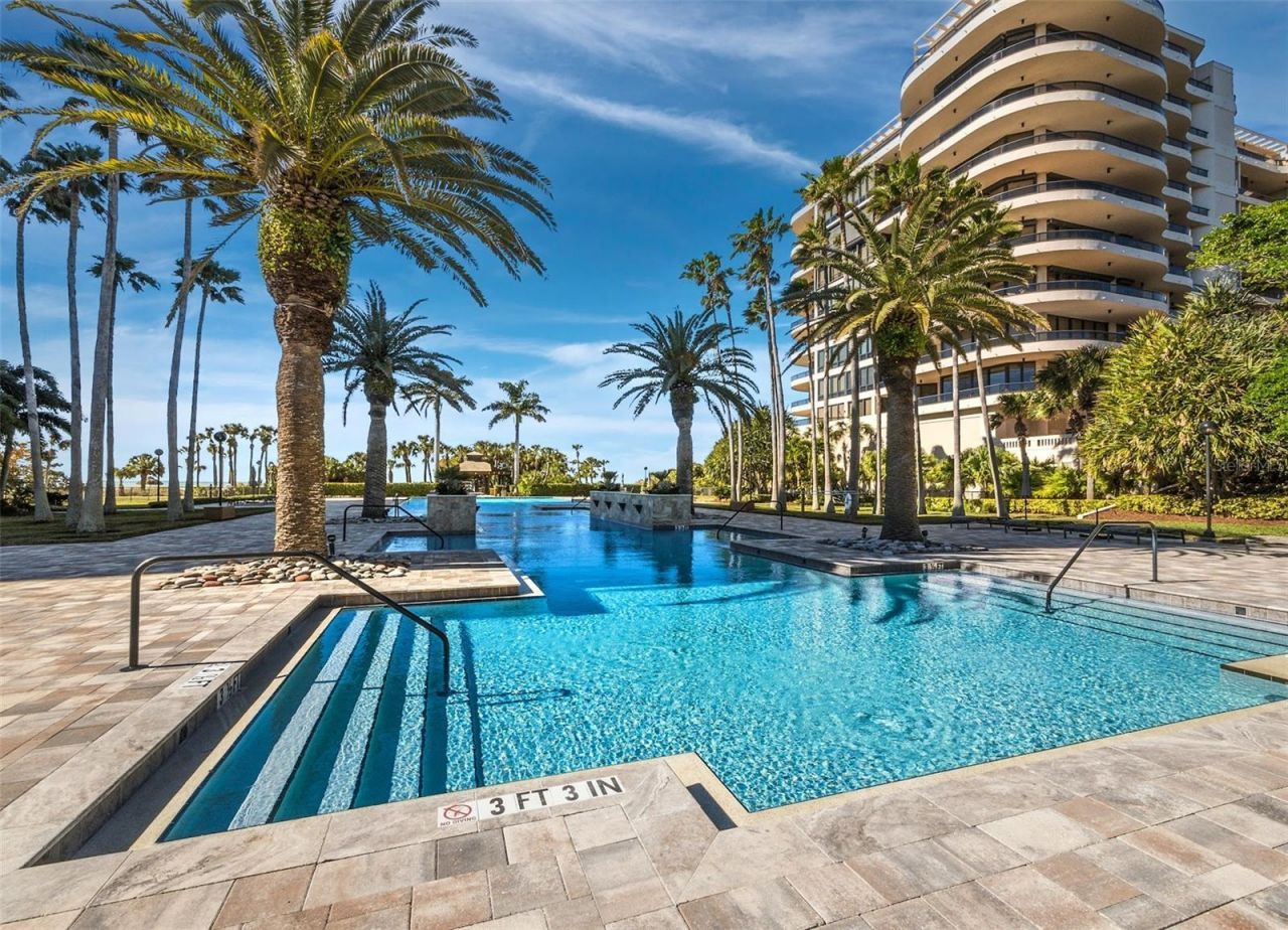 415 L Ambiance Drive, Unit D306, Longboat Key, FL 34228 Photo
