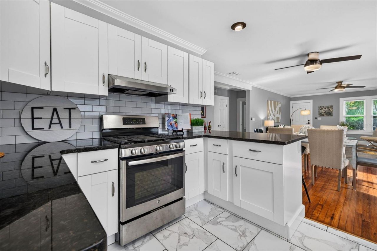 1136 22nd Avenue N, Saint Petersburg, FL 33704 Photo