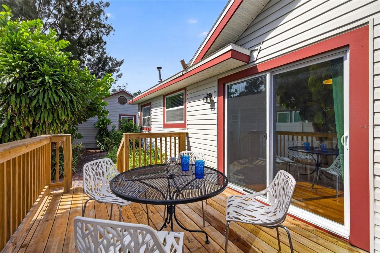 1136 22nd Avenue N, Saint Petersburg, FL 33704 Photo