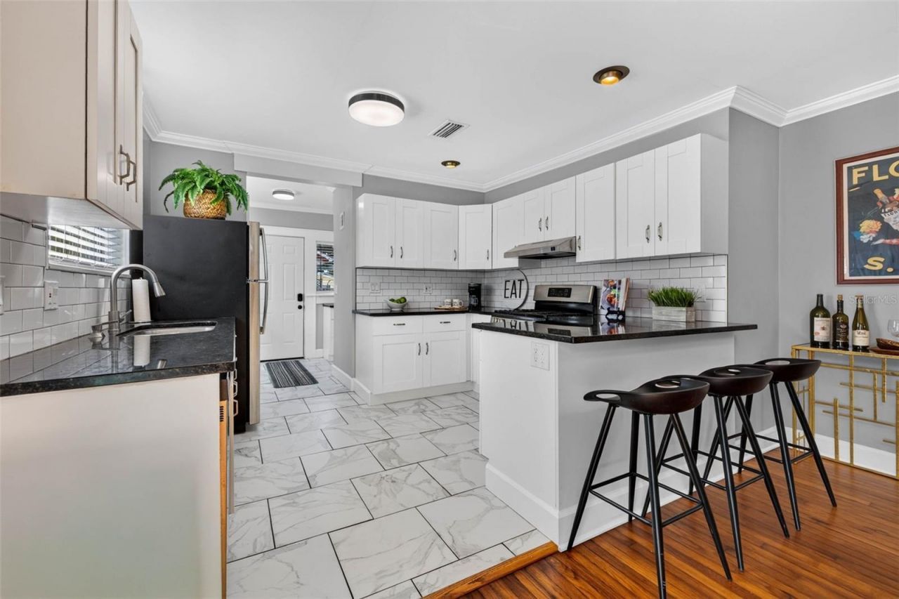 1136 22nd Avenue N, Saint Petersburg, FL 33704 Photo
