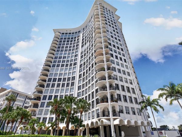 5660 W Collins Ave , Unit 6D, Miami Beach, FL 33140