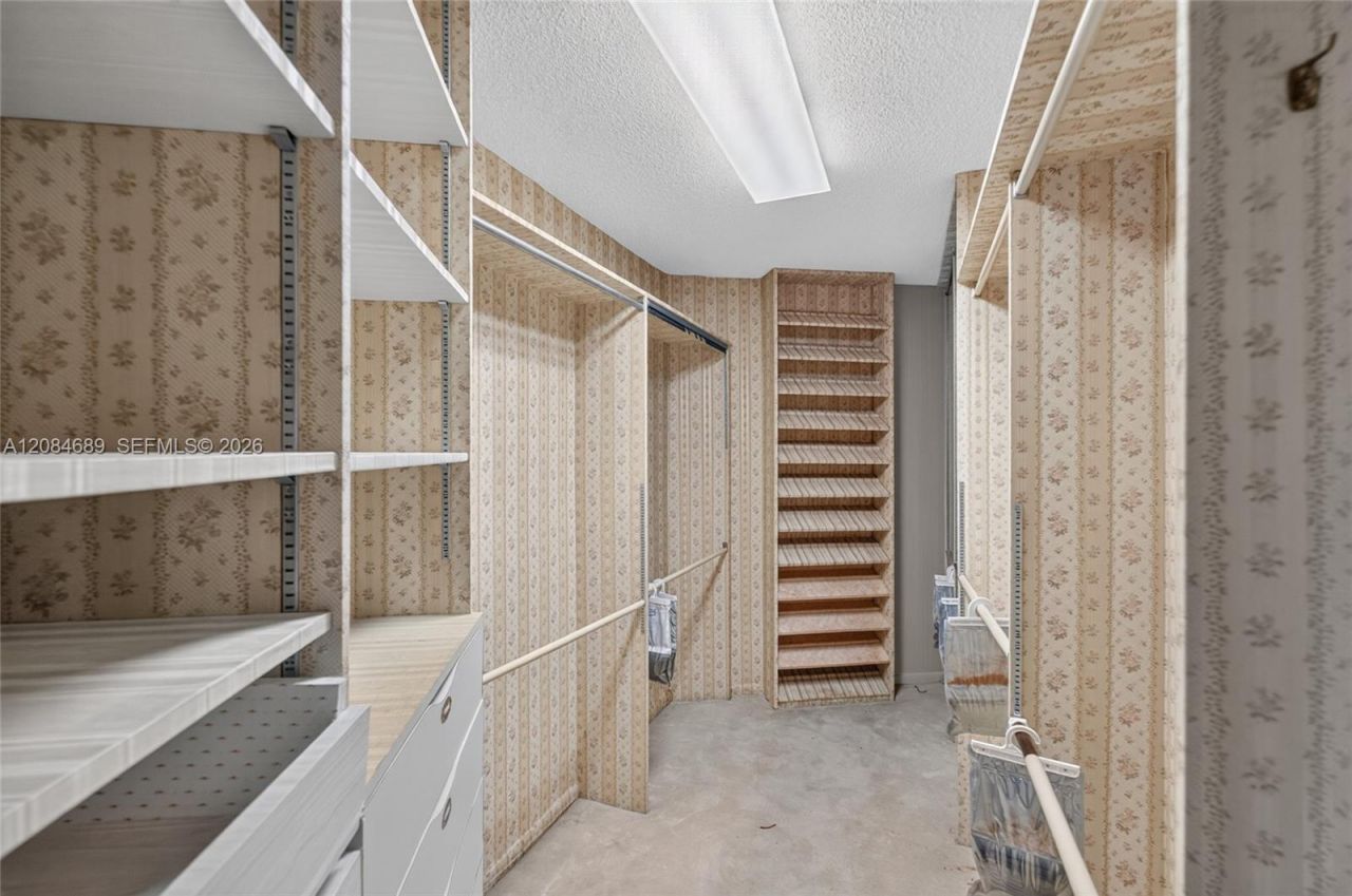 5660 W Collins Ave, Unit 6D, Miami Beach, FL 33140 Photo