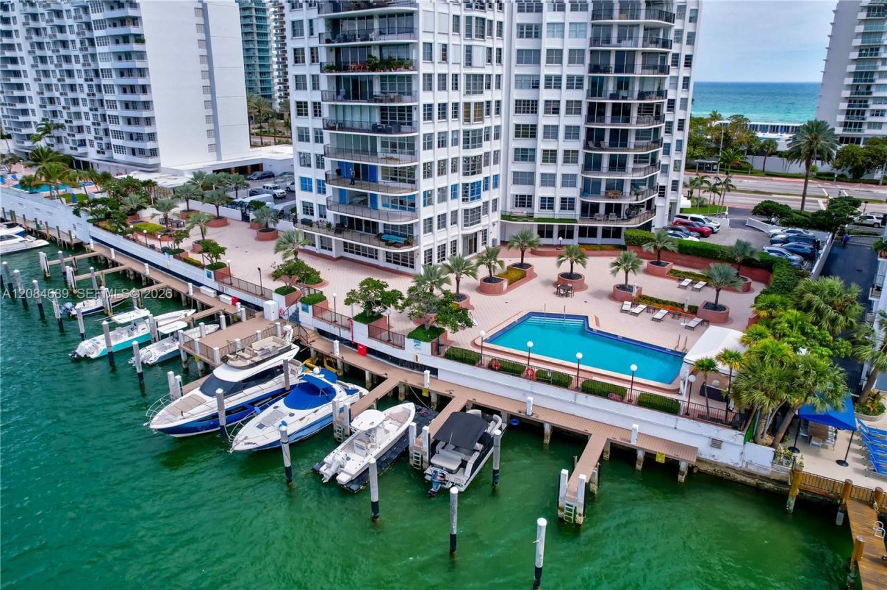 5660 W Collins Ave, Unit 6D, Miami Beach, FL 33140 Photo