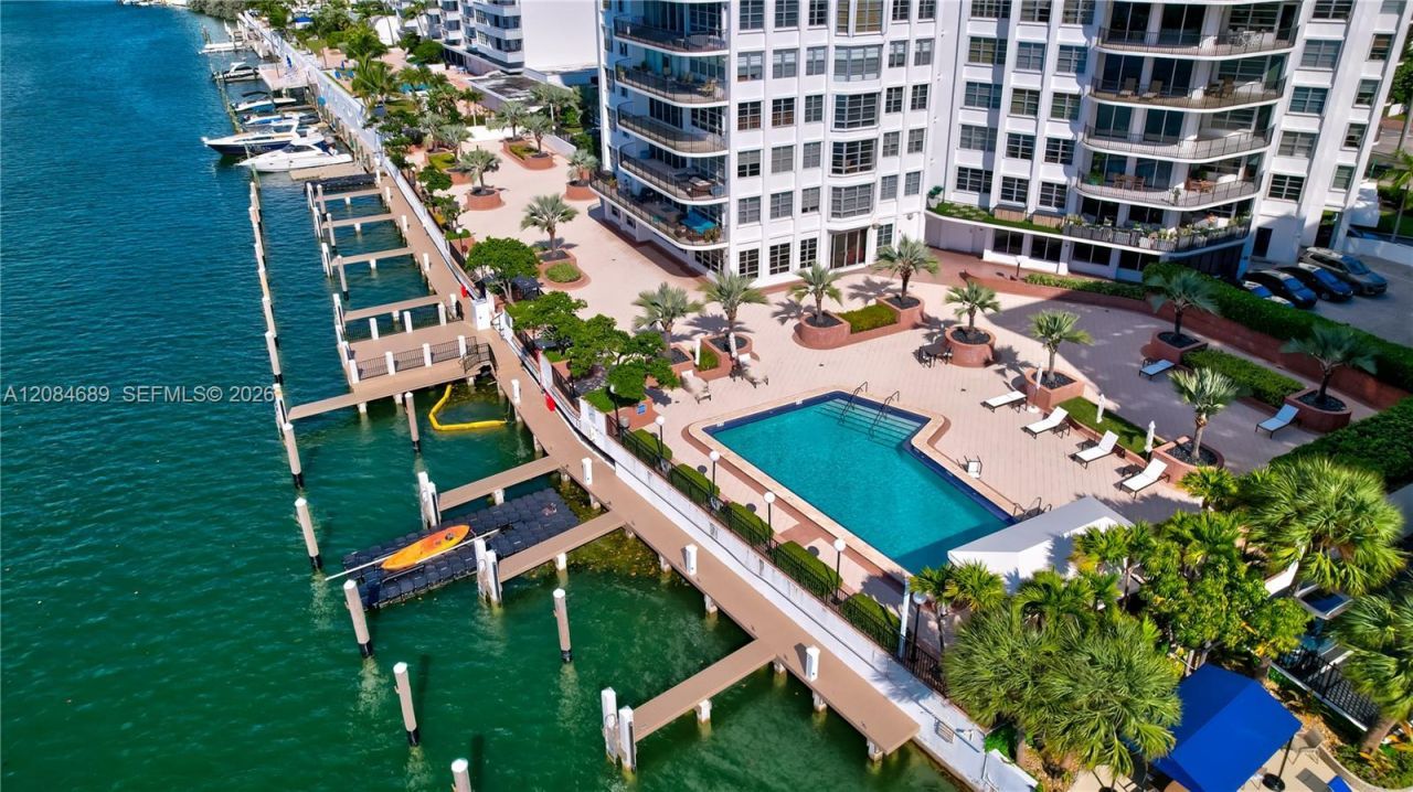 5660 W Collins Ave, Unit 6D, Miami Beach, FL 33140 Photo