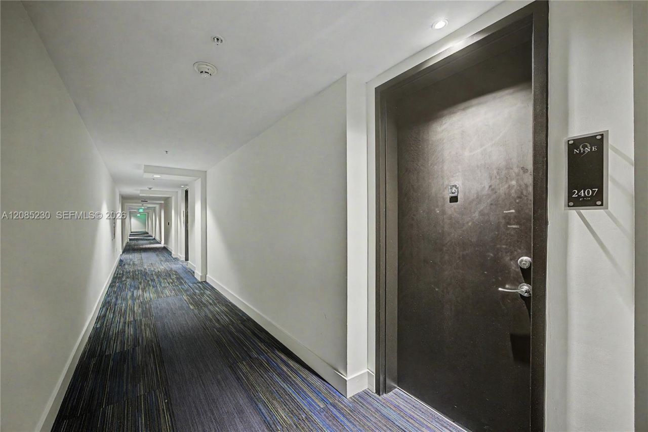 999 SW 1st Ave , Unit 2407, Miami, FL 33130 Photo