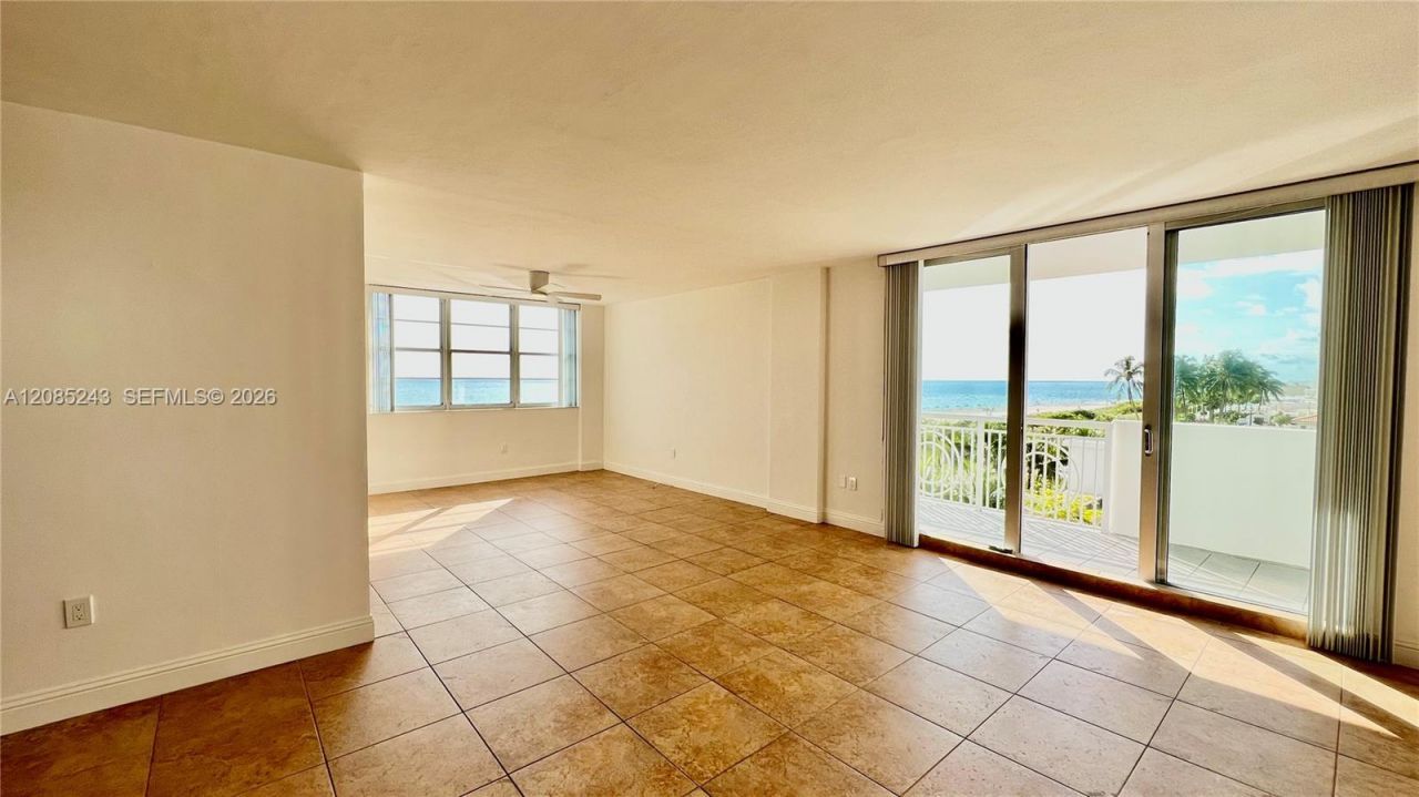 5825 Collins Ave, Unit 5G, Miami Beach, FL 33140 Photo