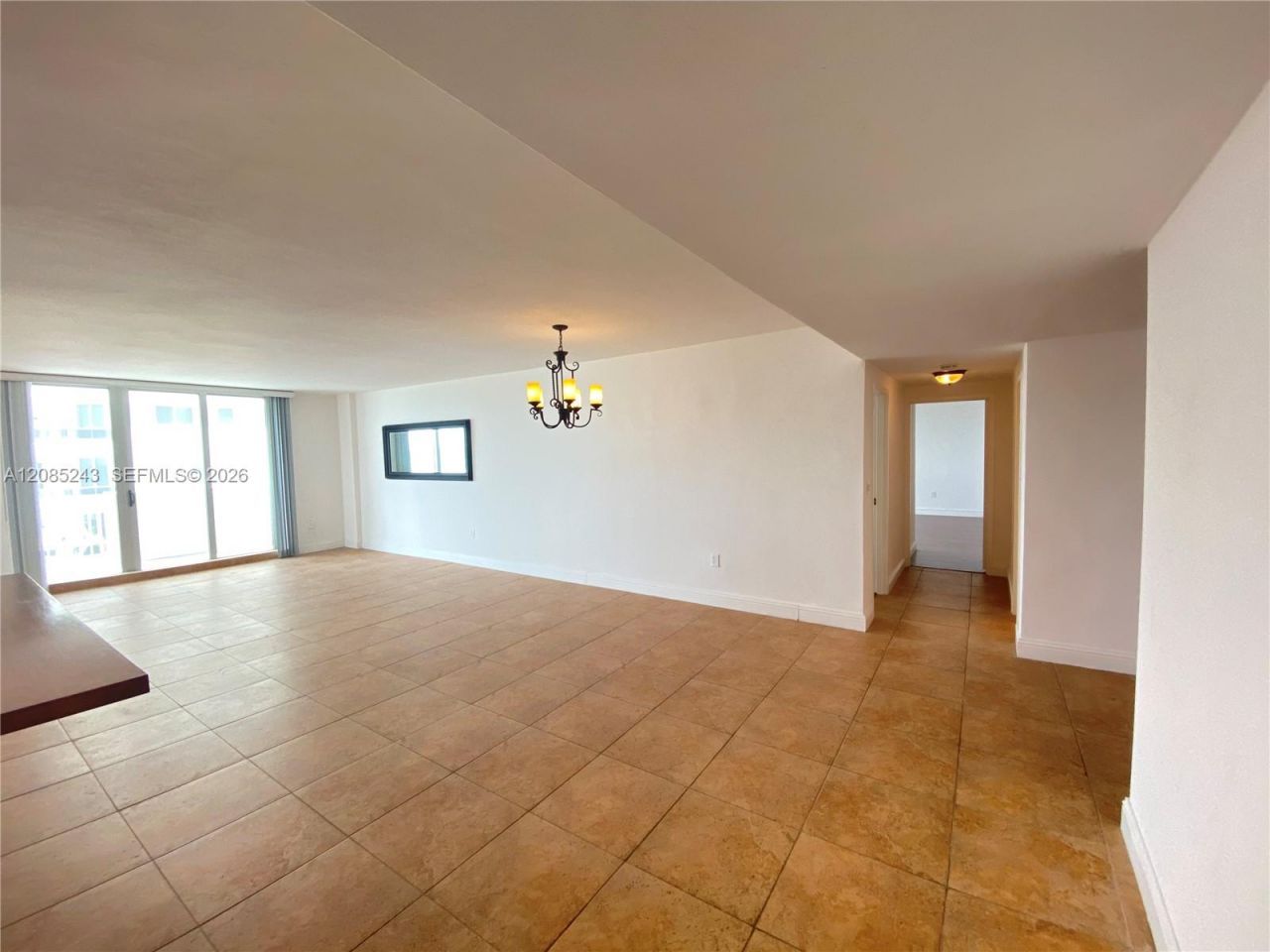 5825 Collins Ave, Unit 5G, Miami Beach, FL 33140 Photo