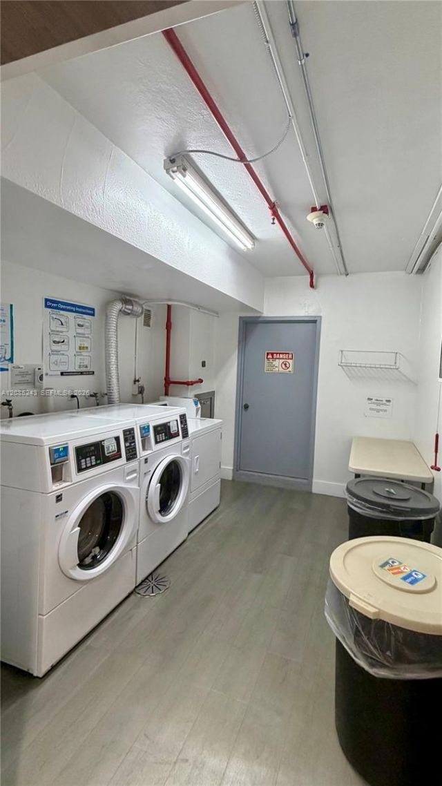 5825 Collins Ave, Unit 5G, Miami Beach, FL 33140 Photo