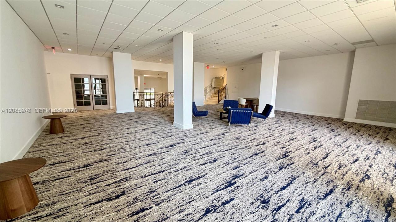 5825 Collins Ave, Unit 5G, Miami Beach, FL 33140 Photo