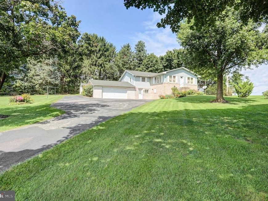 9293 Newburg Road, Newburg, PA 17240 Main Photo