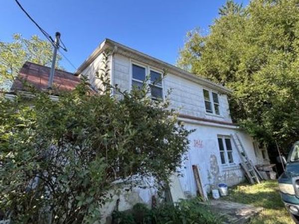 1846 & 1898 INDEPENDENT ROAD , BREINIGSVILLE, PA 18031