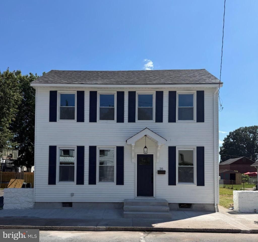 20 W WATER STREET , MIDDLETOWN, PA 17057