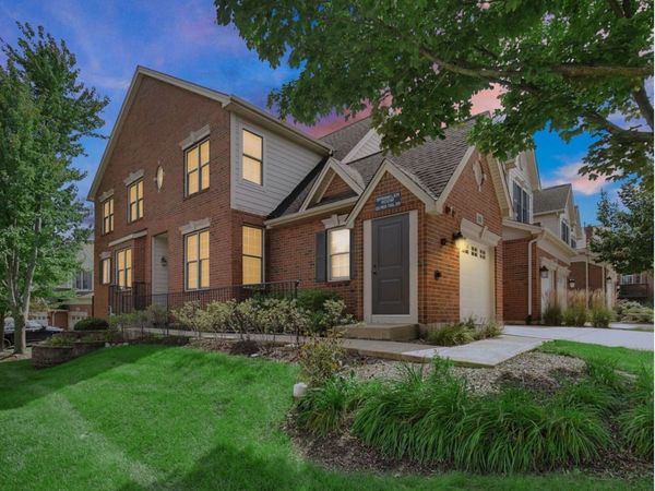 22 Red Tail Drive , Hawthorn Woods, IL 60047
