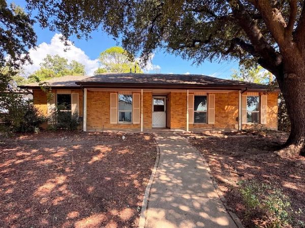 2602 Emberwood Drive , Garland, TX 75043