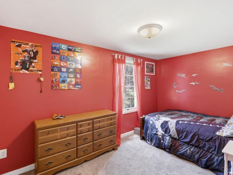 3704 Crestnoll Lane, Green Township, OH 45211 Photo 15