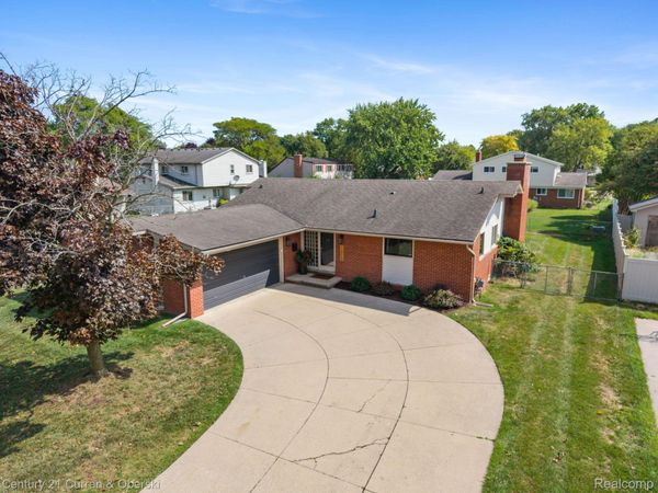 16918 Comstock Street, Livonia, Mi 48154