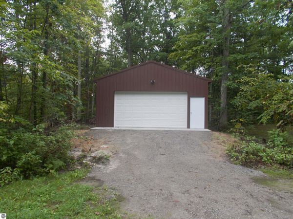 7513 Elm, Hale, MI 48739