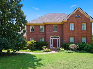 886 McMeekin Place, Lexington, KY 40502