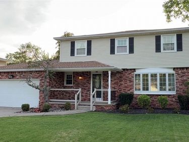 46 Countryside Lane, Grand Island, NY 14072