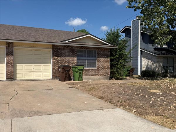 1004 Ridgemont ST , Round Rock, TX 78664