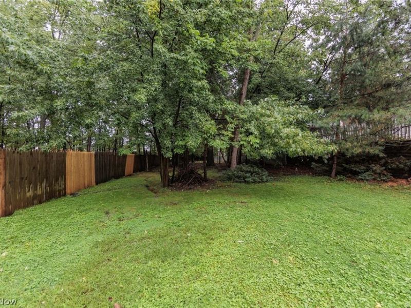 3218 W Ridgewood Drive , Parma, OH 44134 Photo 9