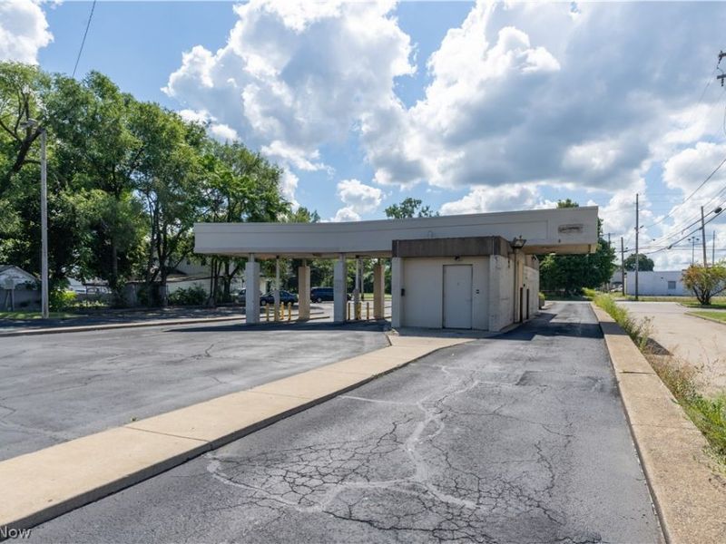 115 E 21st Street , Lorain, OH 44052 Photo 7