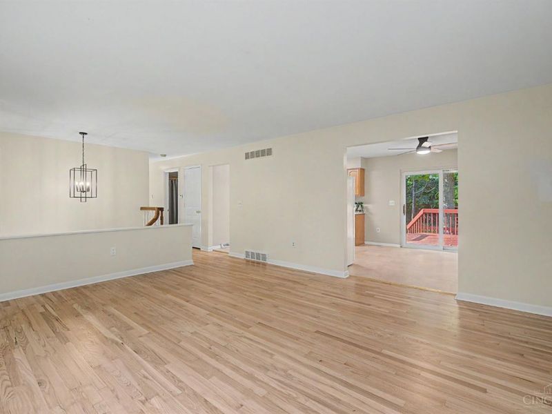 9169 Wintergreen Drive, West Chester, OH 45069 Photo 12