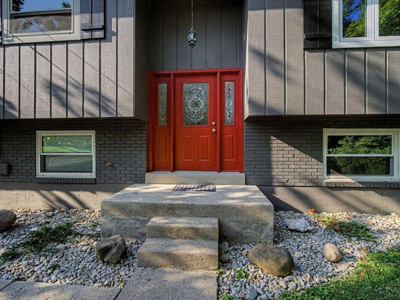 9169 Wintergreen Drive, West Chester, OH 45069 Photo 6