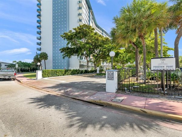 7441 Wayne , Unit 15I, Miami Beach, FL 33141