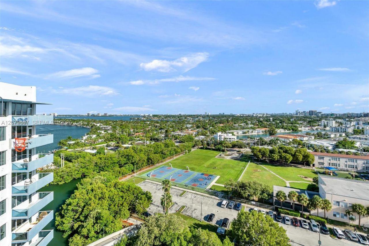 7441 Wayne, Unit 15I, Miami Beach, FL 33141 Photo