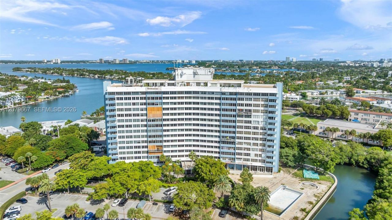 7441 Wayne, Unit 15I, Miami Beach, FL 33141 Photo