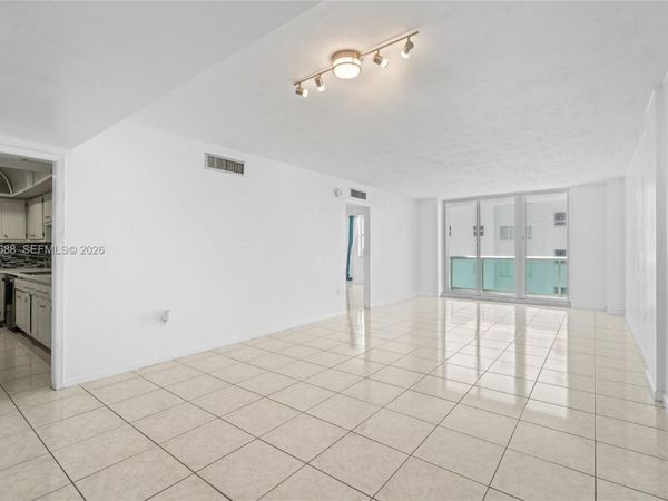 5001 Collins Ave , Unit 5E, Miami Beach, FL 33140