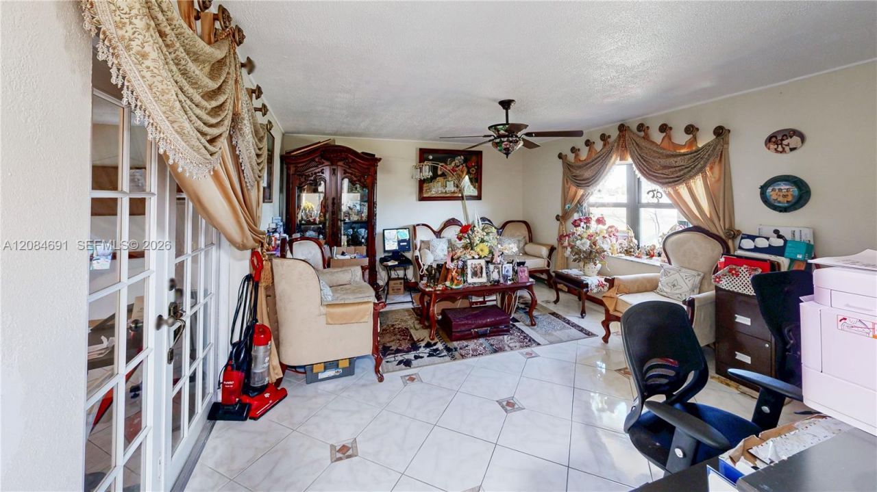 10900 SW 177th Ter, Miami, FL 33157 Photo