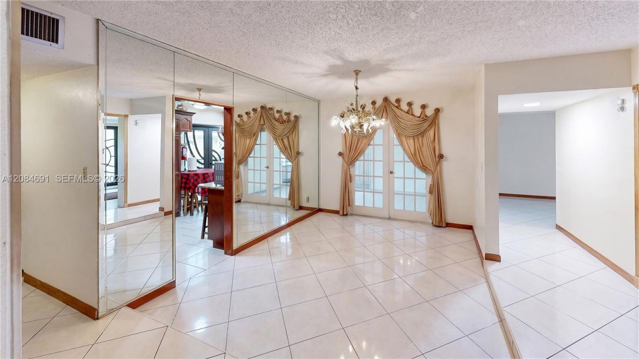 10900 SW 177th Ter, Miami, FL 33157 Photo