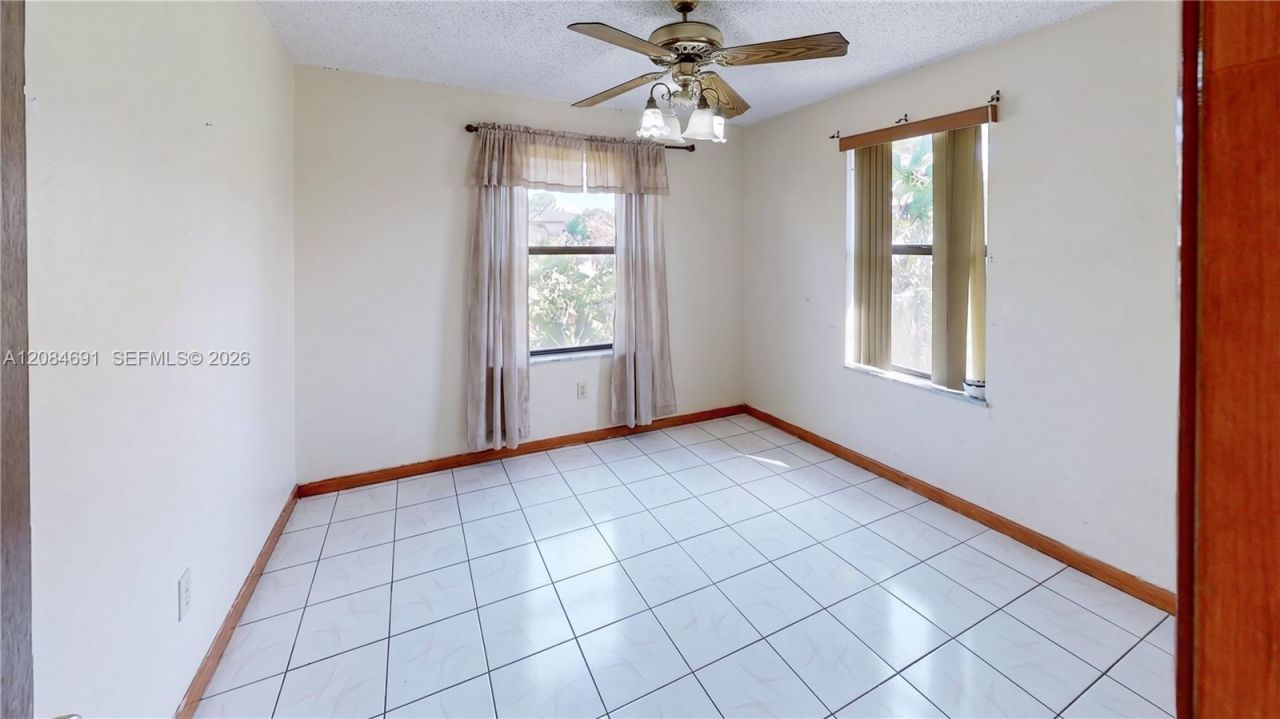 10900 SW 177th Ter, Miami, FL 33157 Photo