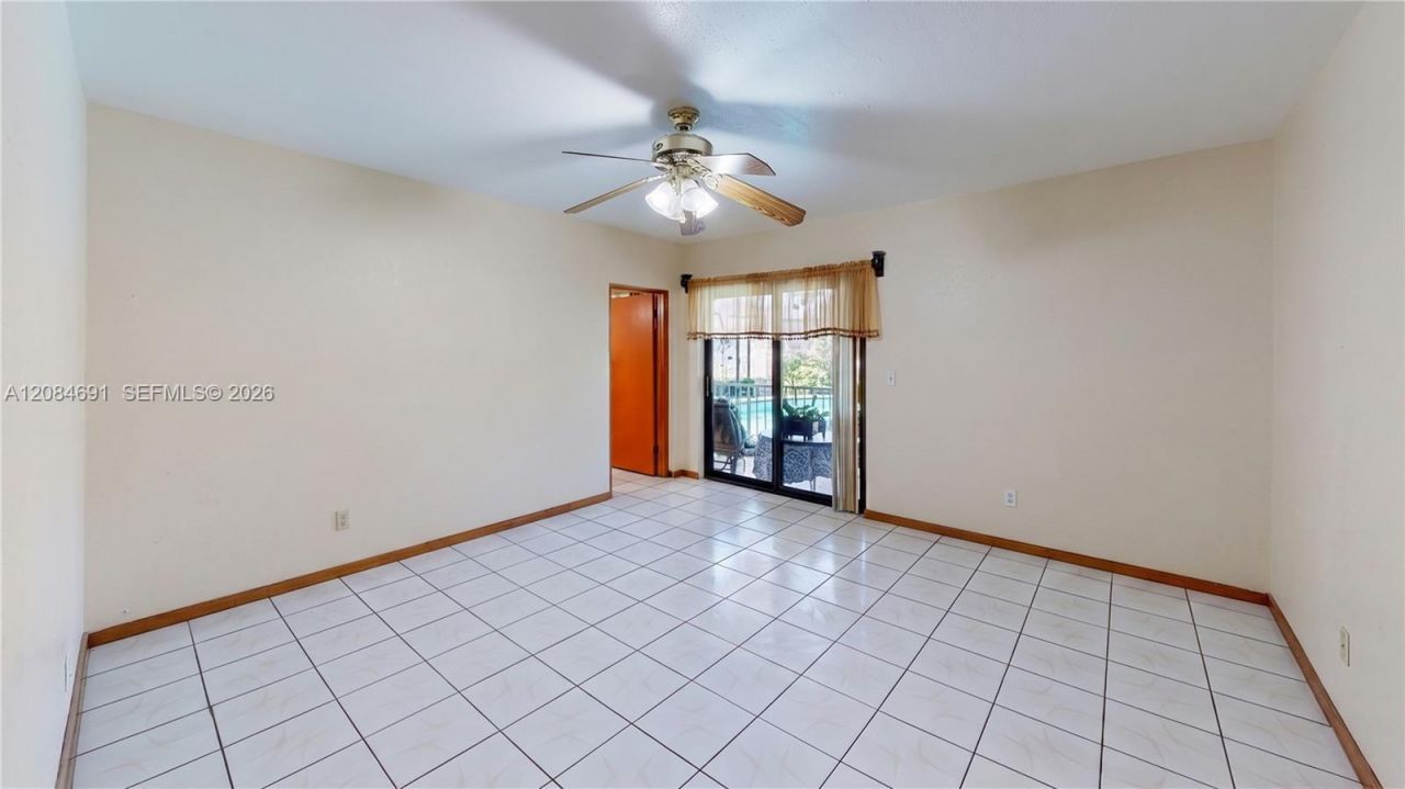 10900 SW 177th Ter, Miami, FL 33157 Photo