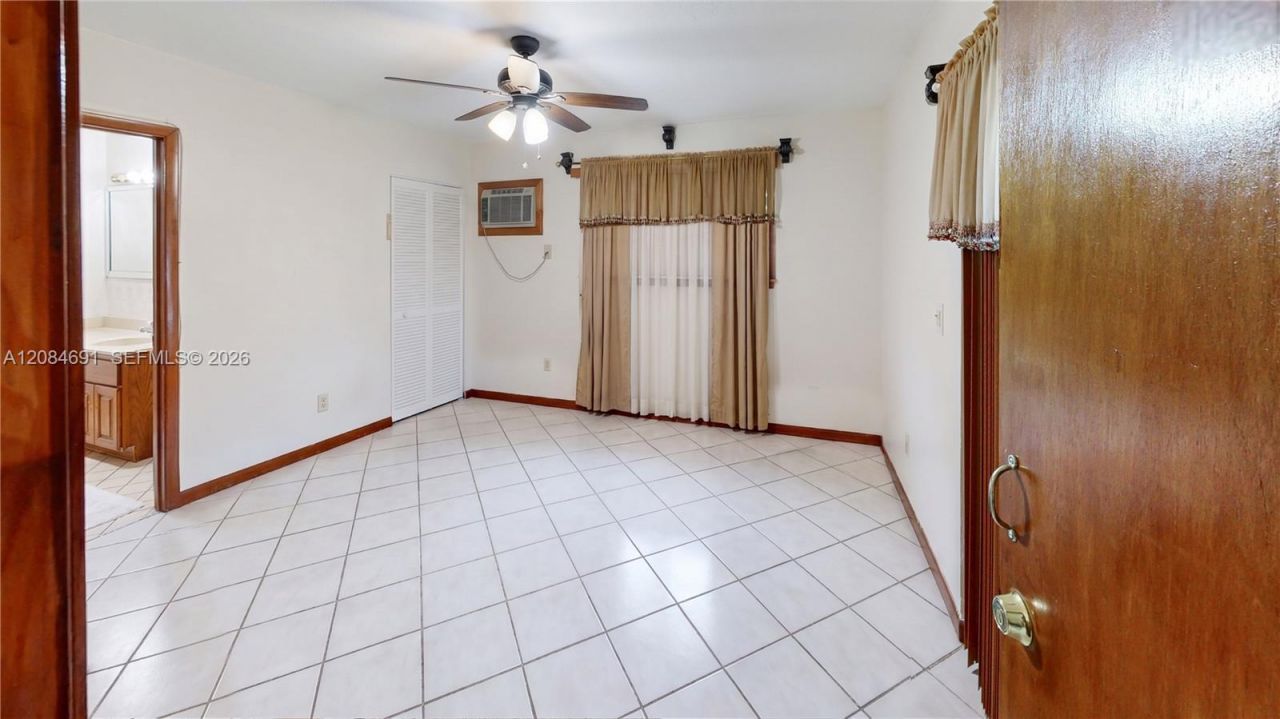 10900 SW 177th Ter, Miami, FL 33157 Photo