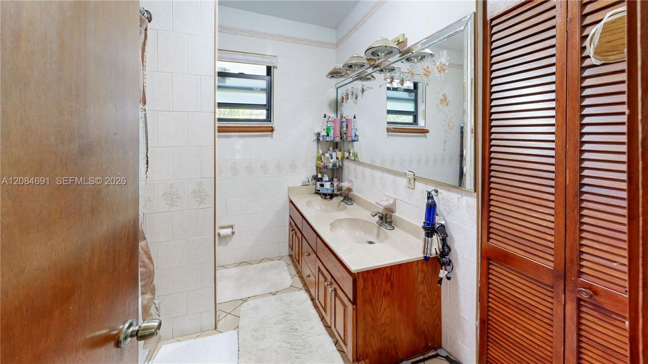 10900 SW 177th Ter, Miami, FL 33157 Photo